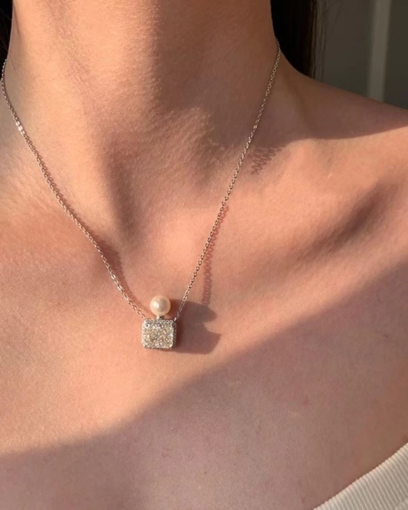 Ch**el necklaces